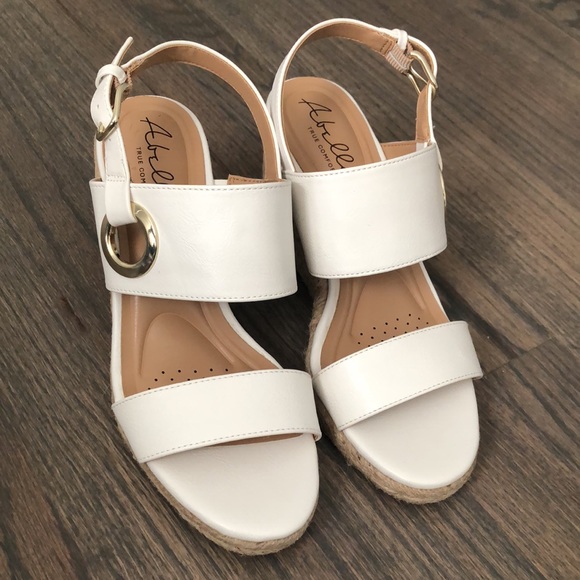 Abella | Shoes | New White Wedge Abella True Comfort Sandals | Poshmark